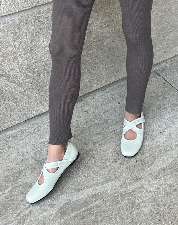 X Ballet - Oyster Stretch