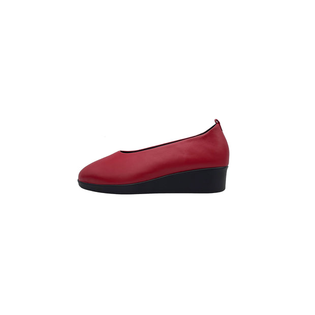 IO Slipper - Claret Nappa