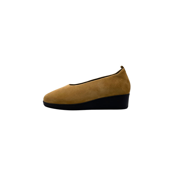 IO Slipper - Ochre Suede